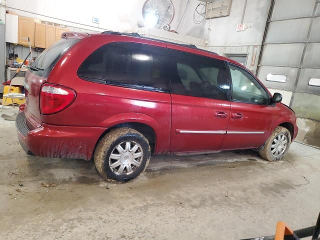 2006 Chrysler Town & Country Touring