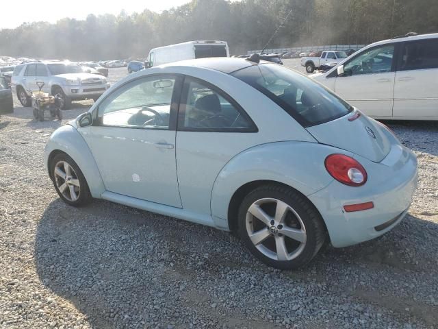 2010 Volkswagen New Beetle