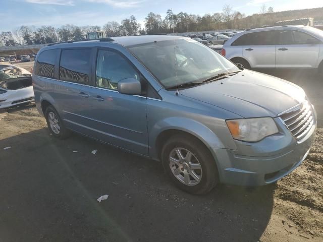 2010 Chrysler Town & Country Touring