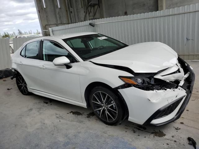 2024 Toyota Camry SE Night Shade