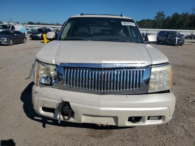 2004 Cadillac Escalade Luxury