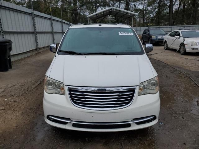 2011 Chrysler Town & Country Limited