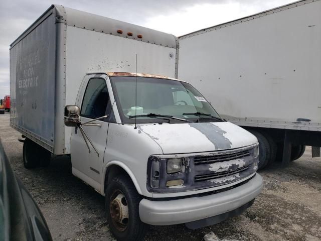 2001 Chevrolet Express Cutaway G3500