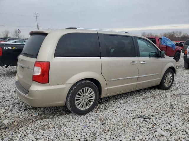 2013 Chrysler Town & Country Limited