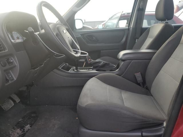 2005 Ford Escape XLS