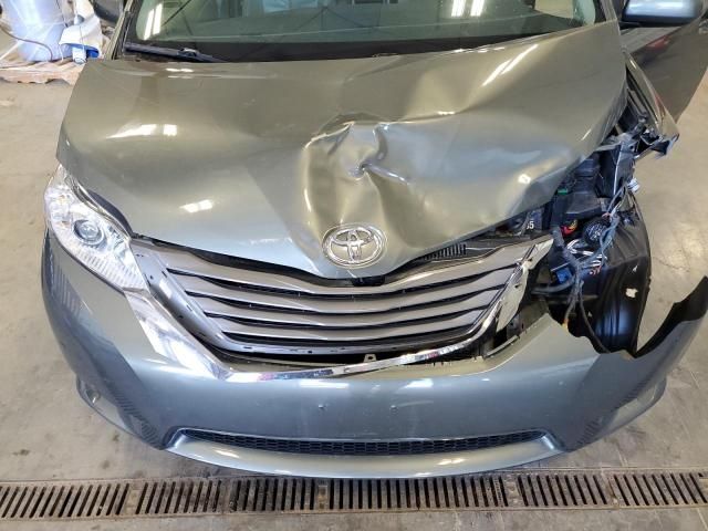 2011 Toyota Sienna XLE