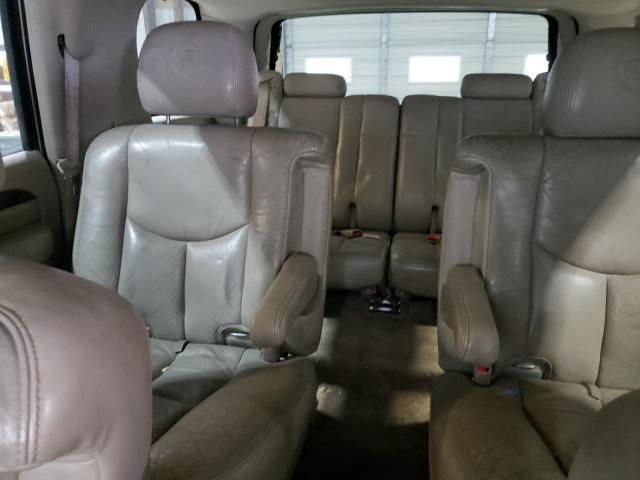 2004 Cadillac Escalade Luxury