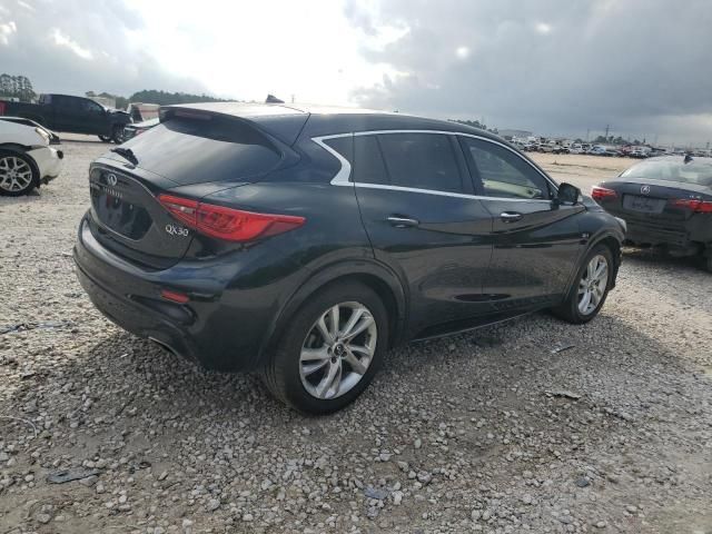 2017 Infiniti QX30 Base