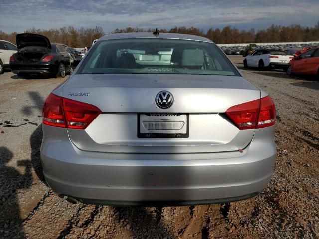 2014 Volkswagen Passat S