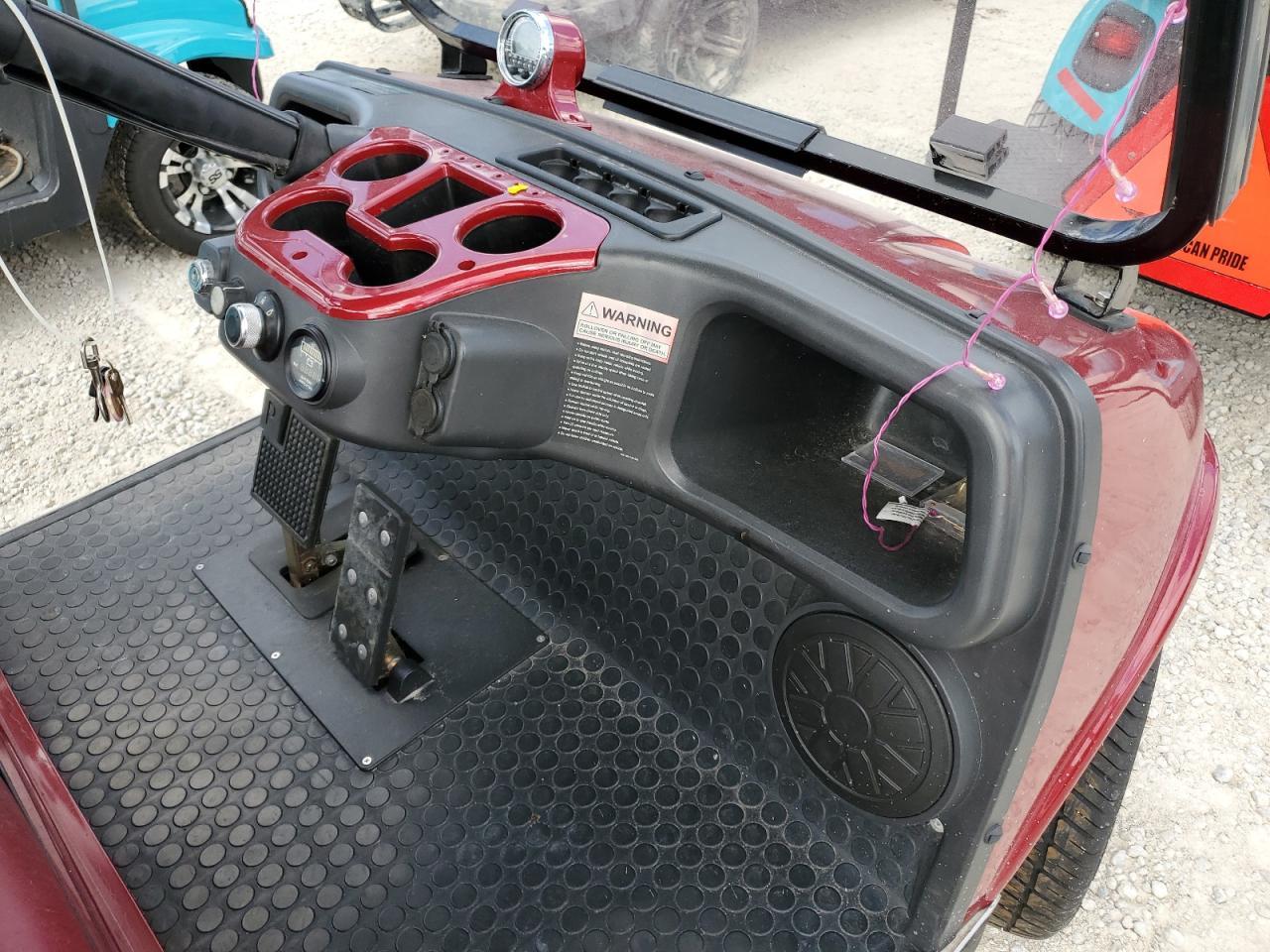 2022 Evolution Golf Cart