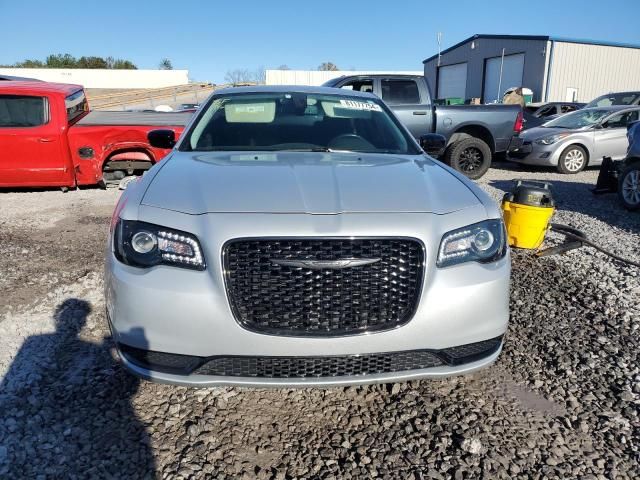 2021 Chrysler 300 Touring