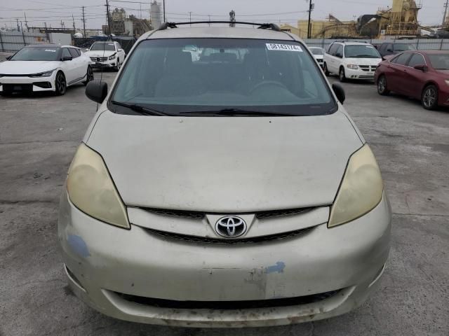 2006 Toyota Sienna CE