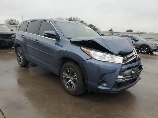 2018 Toyota Highlander LE