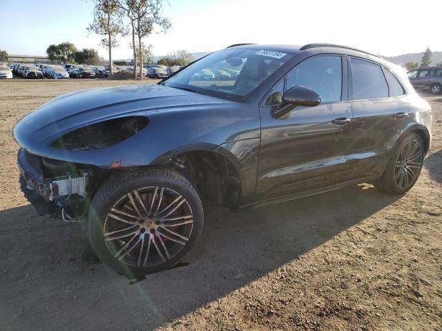 2018 Porsche Macan Turbo