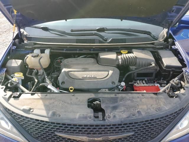 2019 Chrysler Pacifica Touring L Plus