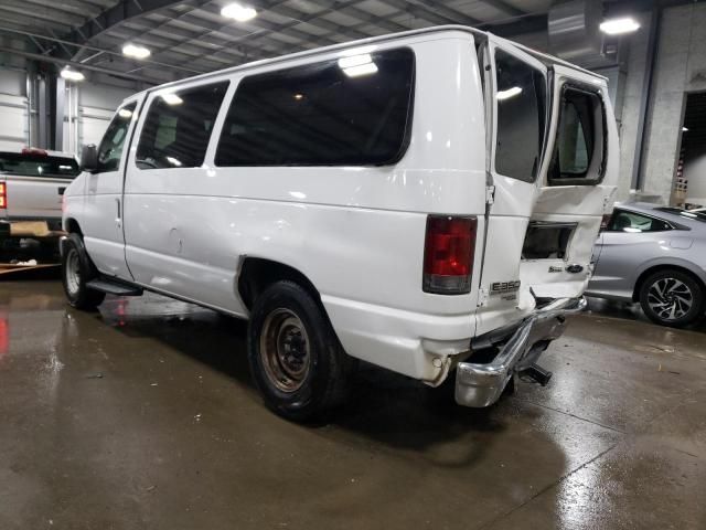 2013 Ford Econoline E350 Super Duty Wagon