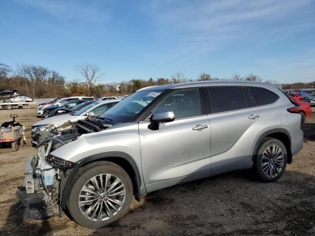 2021 Toyota Highlander Platinum