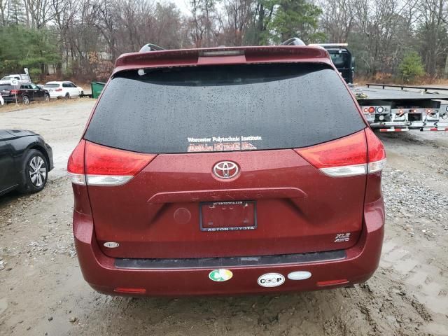 2011 Toyota Sienna XLE