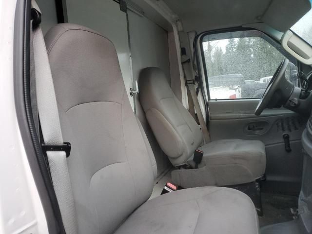 2006 Ford Econoline E450 Super Duty Cutaway Van