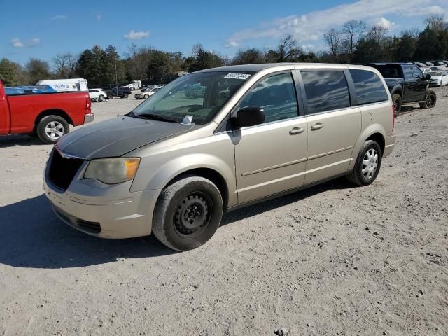 2009 Chrysler Town & Country LX