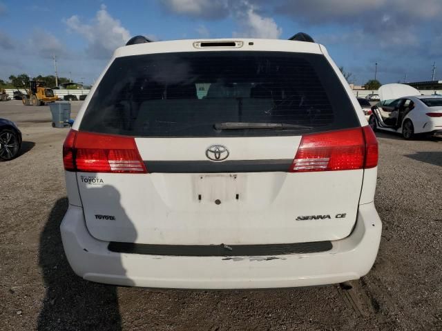 2004 Toyota Sienna CE