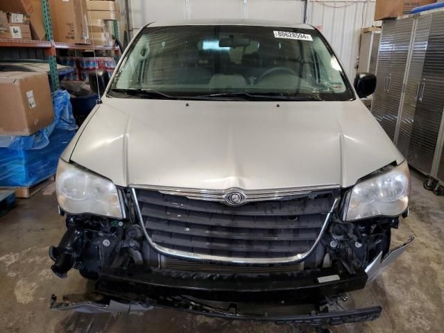 2008 Chrysler Town & Country LX