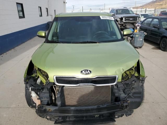 2014 KIA Soul +