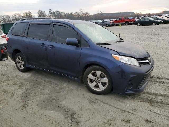 2020 Toyota Sienna LE