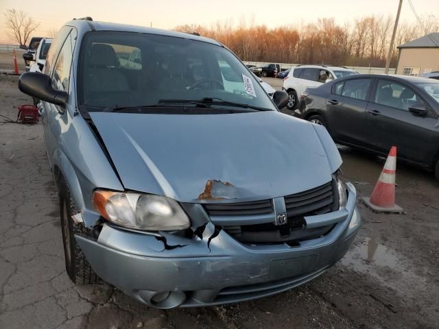 2005 Dodge Grand Caravan SXT