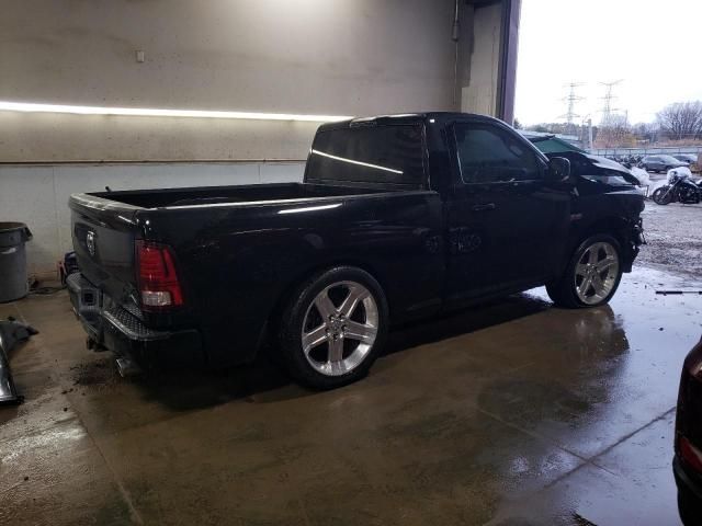 2013 Dodge RAM 1500 Sport