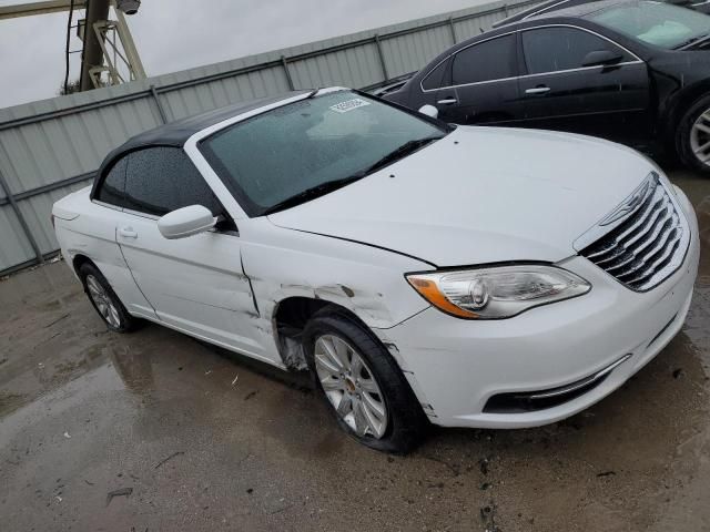 2012 Chrysler 200 Touring