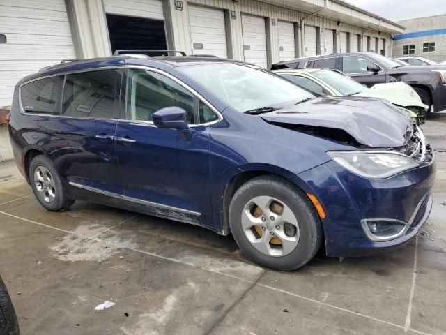 2017 Chrysler Pacifica Touring L Plus