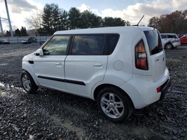 2010 KIA Soul +