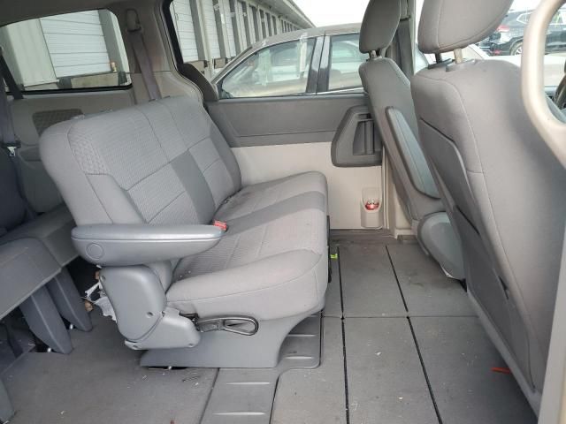 2008 Chrysler Town & Country LX