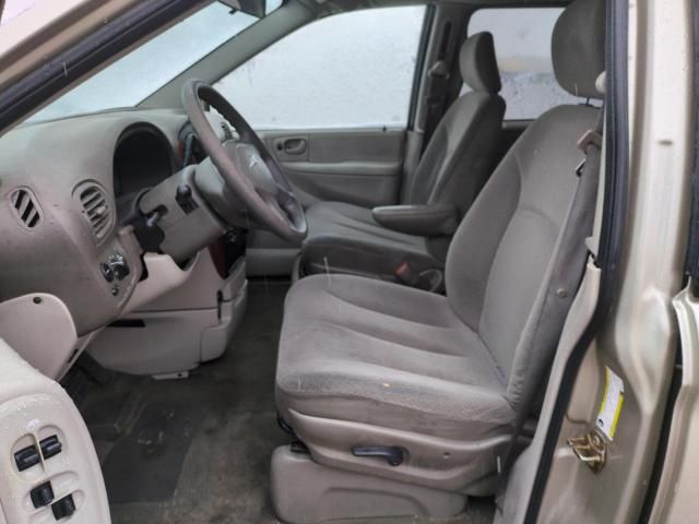 2005 Chrysler Town & Country