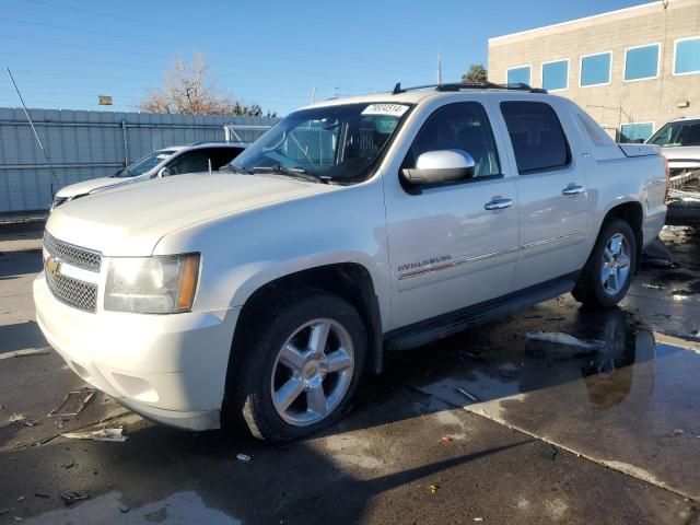 2011 Chevrolet Avalanche LTZ