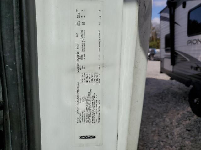 2019 Freightliner Cascadia 126