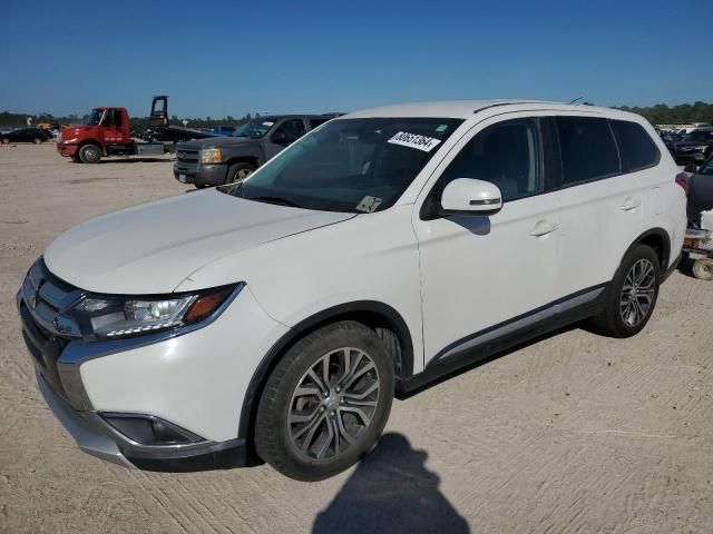 2016 Mitsubishi Outlander SE