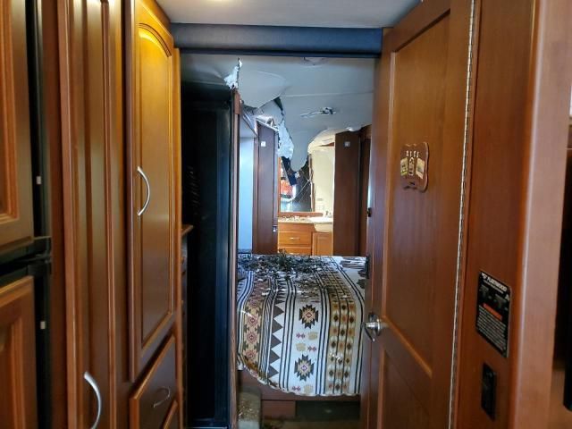 2010 Fleetwood 2010 Workhorse Custom Chassis Motorhome Chassis W2