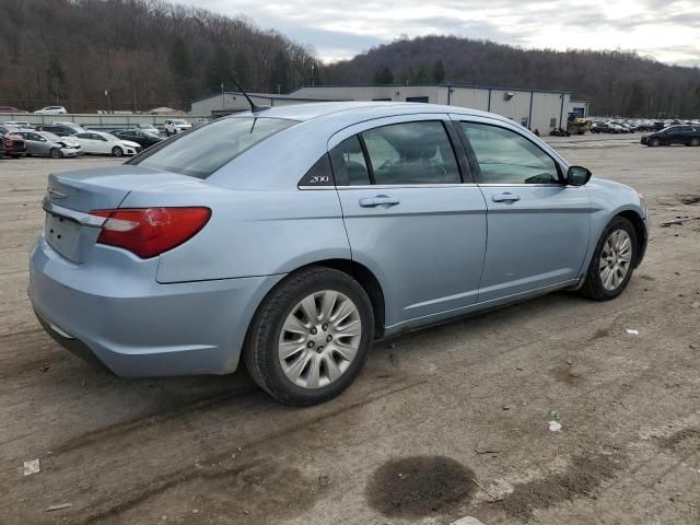 2013 Chrysler 200 LX