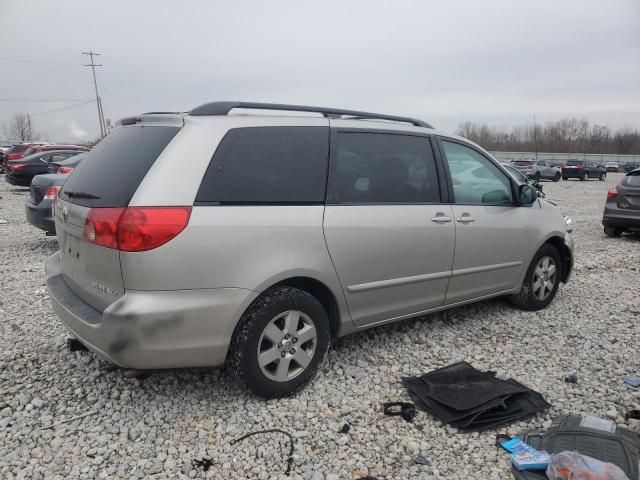 2010 Toyota Sienna CE