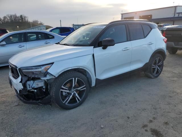 2020 Volvo XC40 T5 R-Design