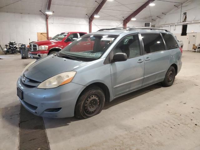 2006 Toyota Sienna CE