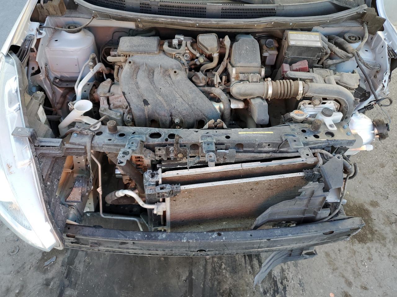 2019 Niss Versa s