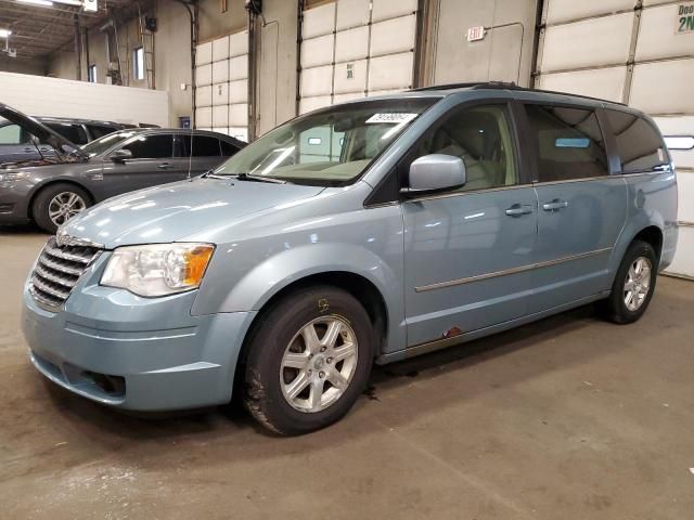 2009 Chrysler Town & Country Touring