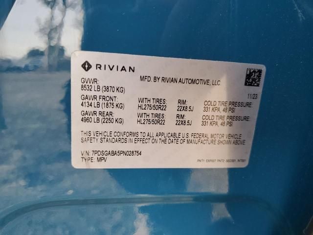 2023 Rivian R1S Adventure