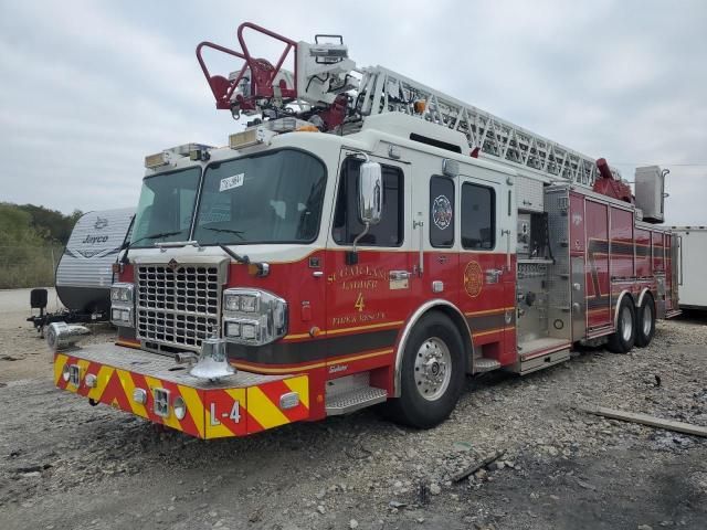 2013 Spartan Motors Firetruck