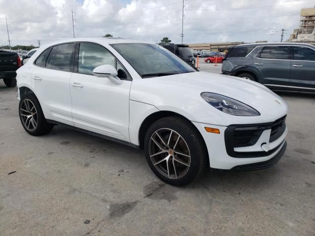 2024 Porsche Macan Base