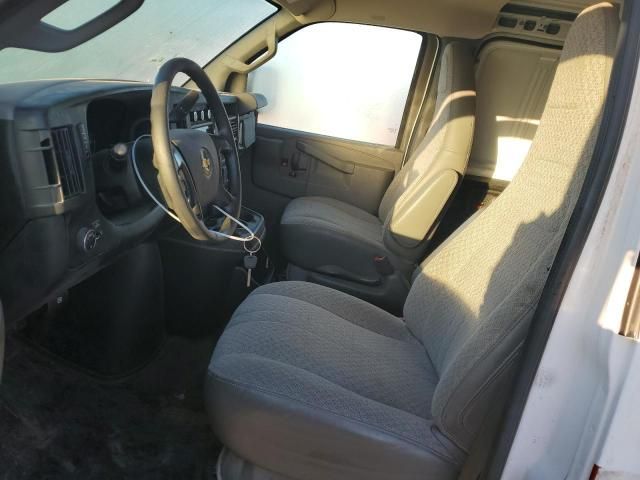 2016 Chevrolet Express G2500