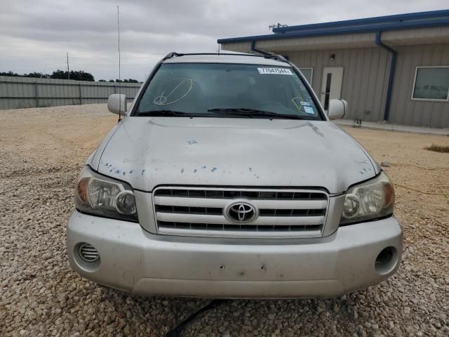 2004 Toyota Highlander Base